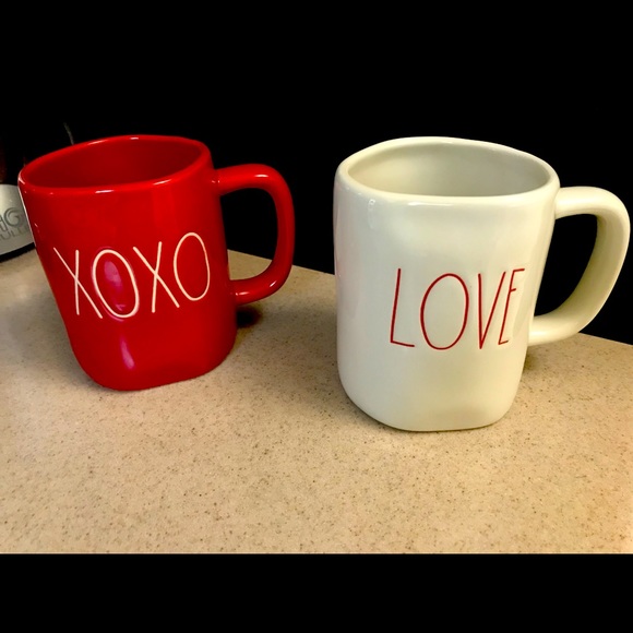 Rae Dunn White LOVE & Red XOXO Mugs NWOT - Picture 2 of 8